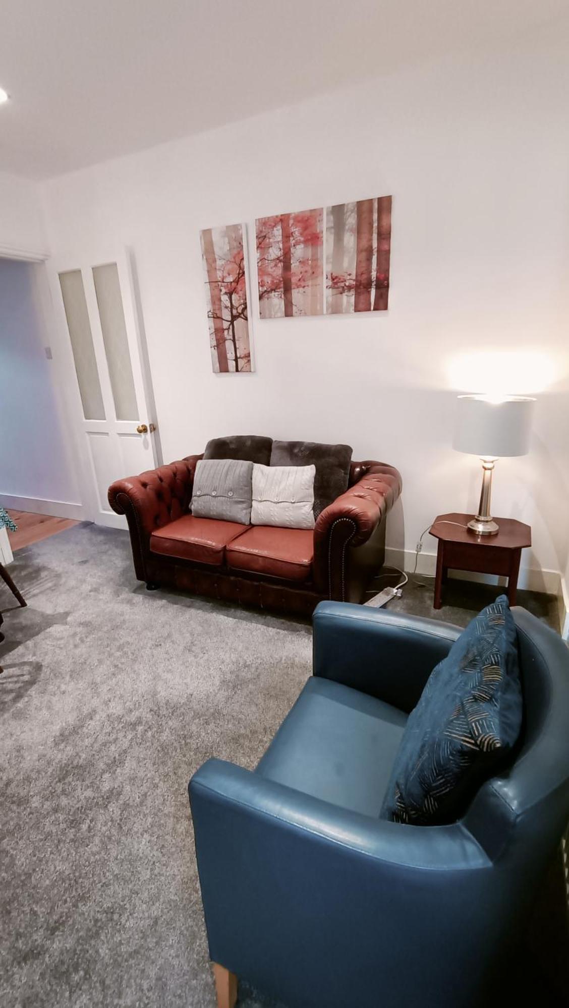 Cntrl Reading Modernized 3 Bedroom House エクステリア 写真